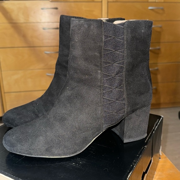 Nine West Zippered Boots - Picture 1 of 6
